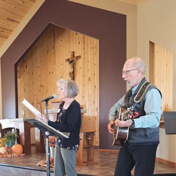 20241019 120514 NPM 4 Fall Meeting phtg MCN Reading Session #3 Ed & Jeannie Fischer